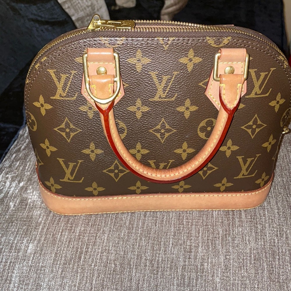 Louis Vuitton Alma BB MNG purse